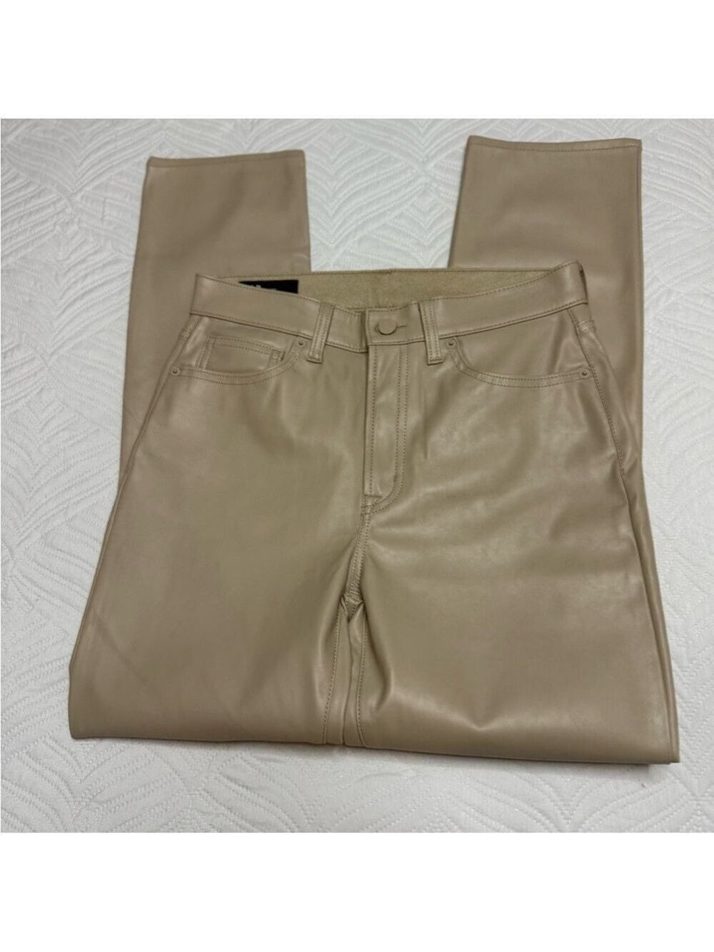 GAP Vintage Women’s Tan Faux Leather Pants. Size 6/28R - Picture 5 of 7